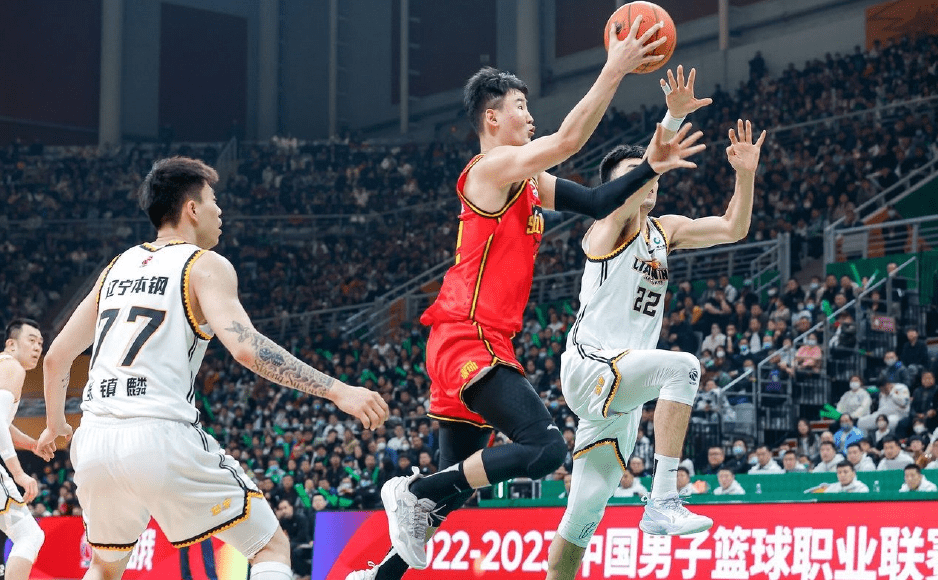 天博体育入口-安徽男篮大获胜利，实力雄厚