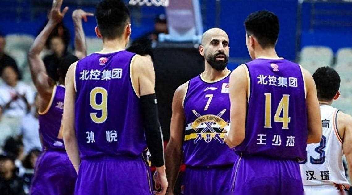 天博体育下载-关于西悉尼流浪者主场氛围火爆，球迷热情助阵的信息
