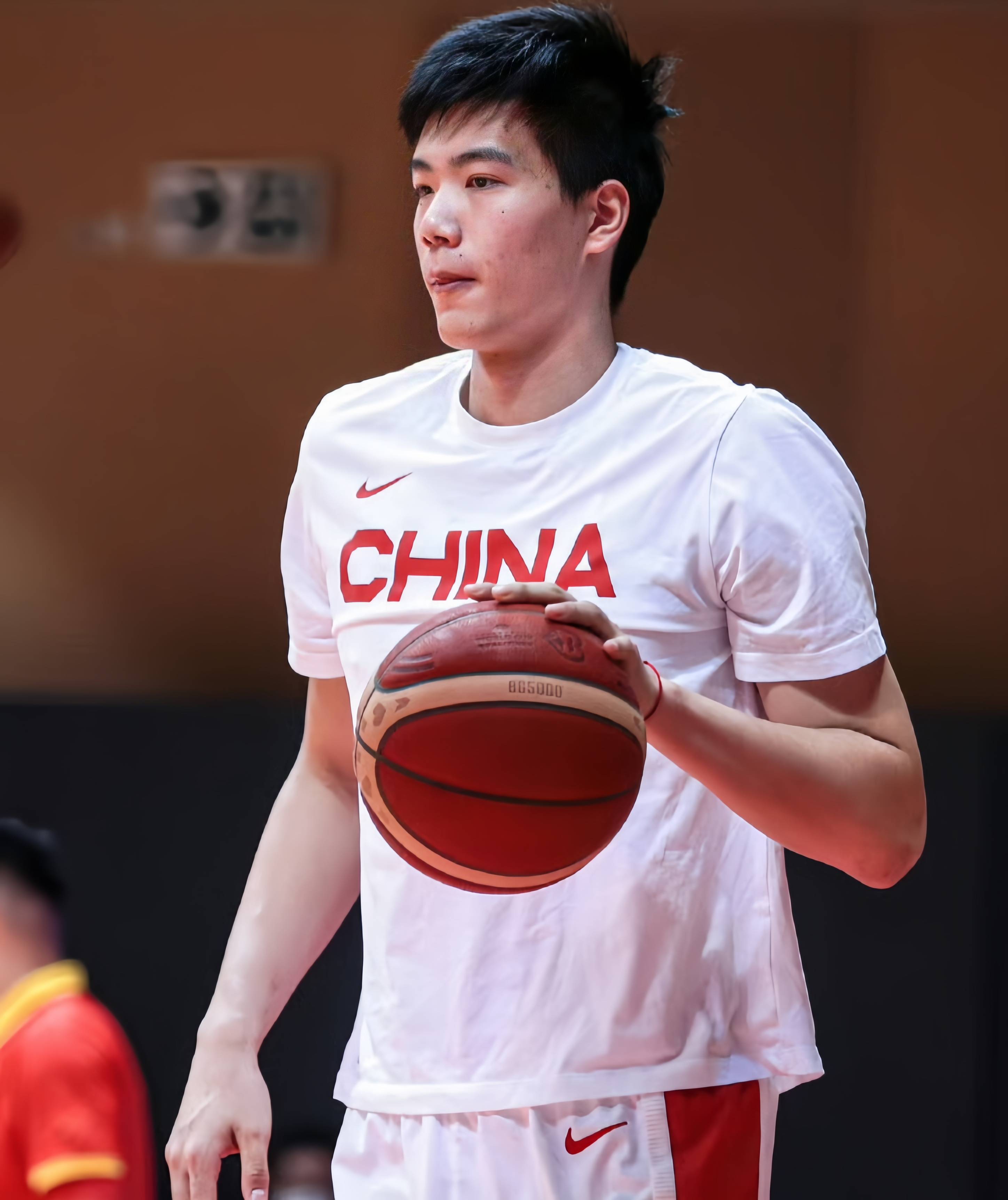 关于郭士强感谢运动员放弃陪伴家人时间参加集训的信息