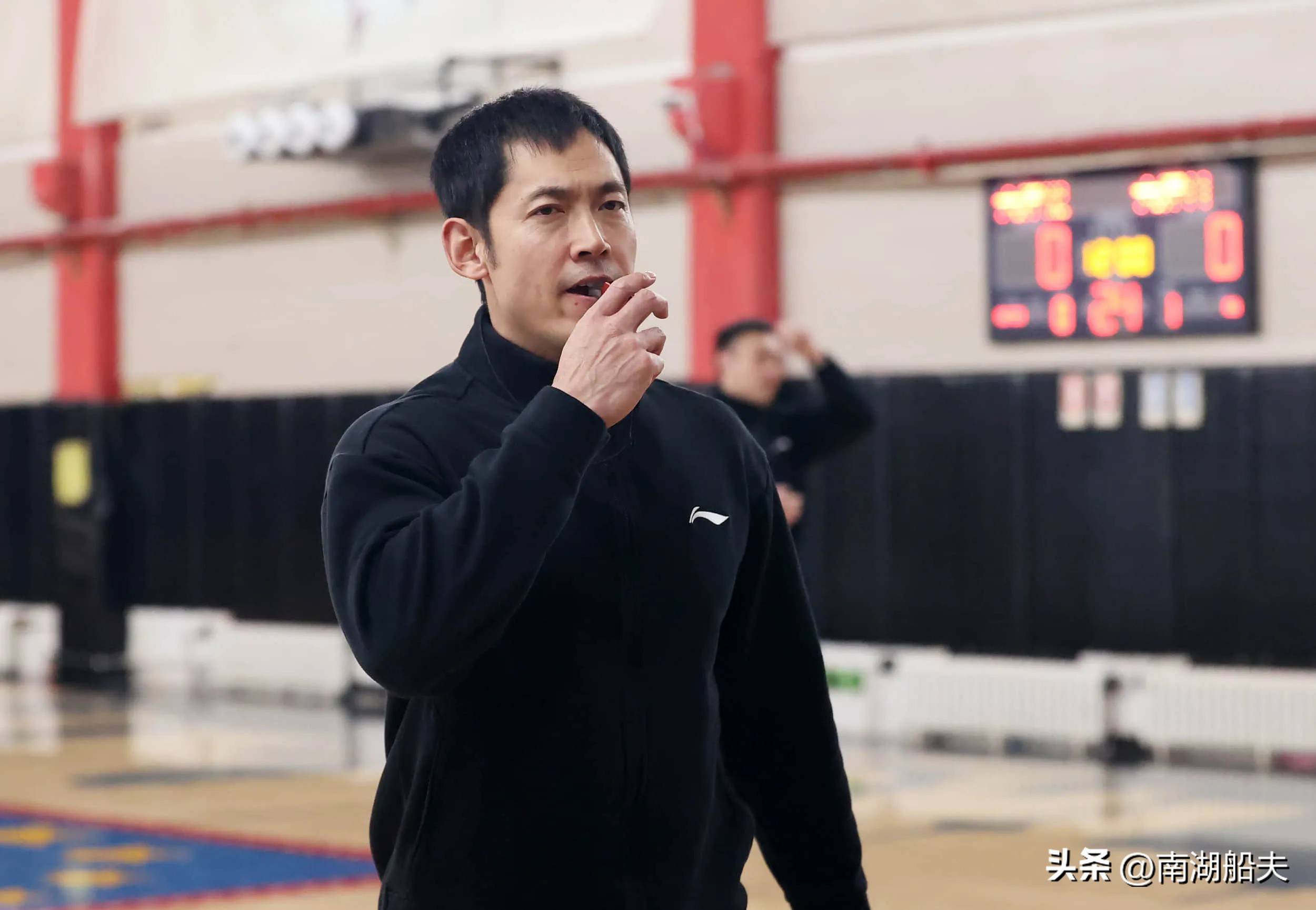 北控男篮官宣俞长栋离队34岁老将加盟宁波富邦的简单介绍