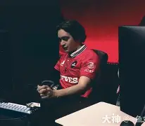 今日Apex英雄战报：战马战队率先晋级，被称为黑马逆袭的简单介绍