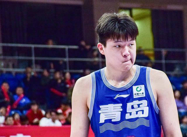 实力出众的球员在场上表现抢眼